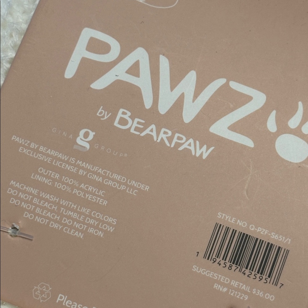 Pawz by Bearpaw Women's White Bootie Lounge Socks - Picture 9 of 10